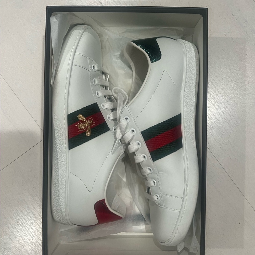 Gucci Women's Ace sneaker size 39